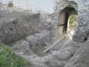 Portillo de acceso desde la Huerta del Duque a la iglesia de San Martín en proceso de restauración.