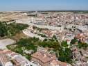 Vista aérea de los dos recintos amurallados después de la restauración.